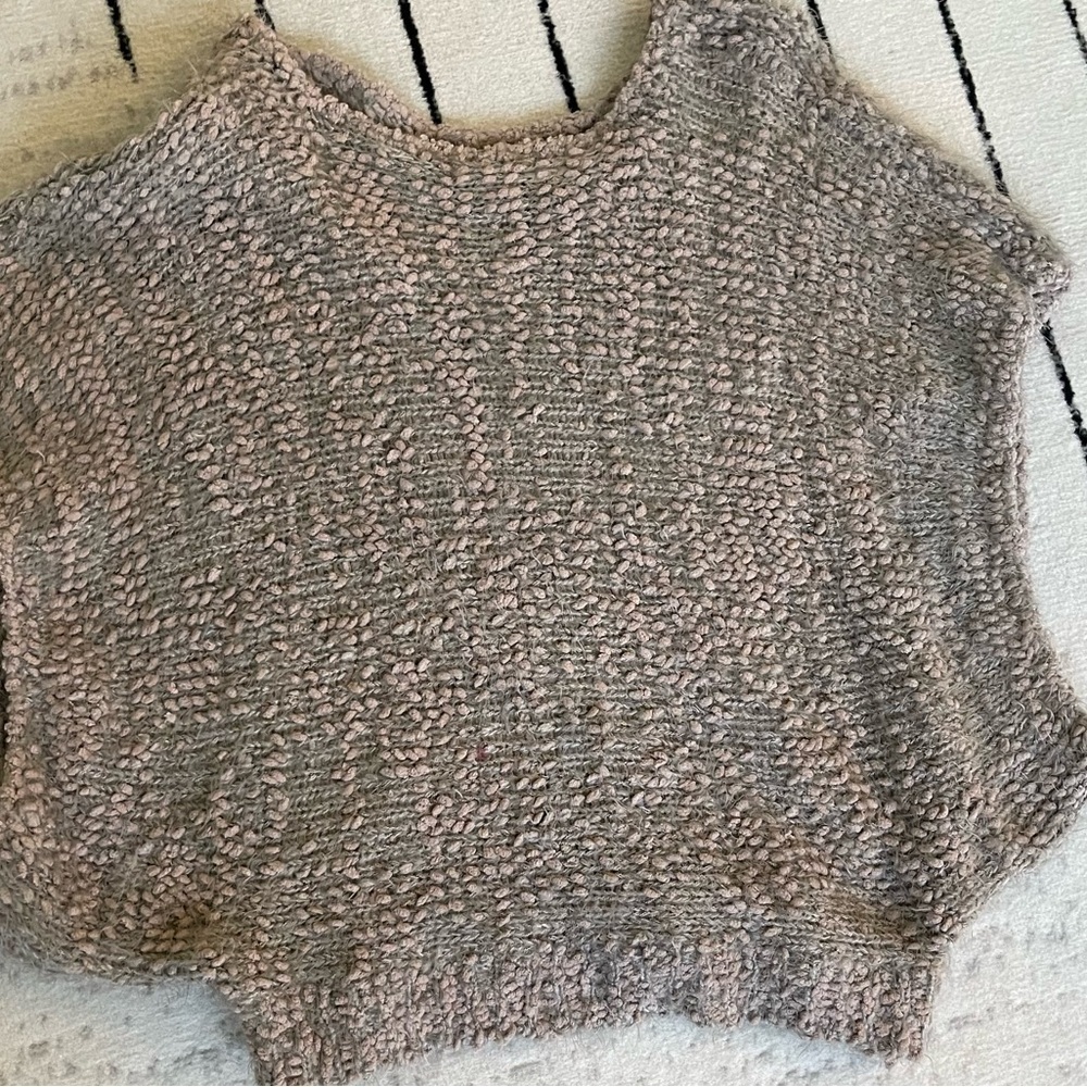 Cozy Multicolor Knit Poncho - Picture 3 of 4